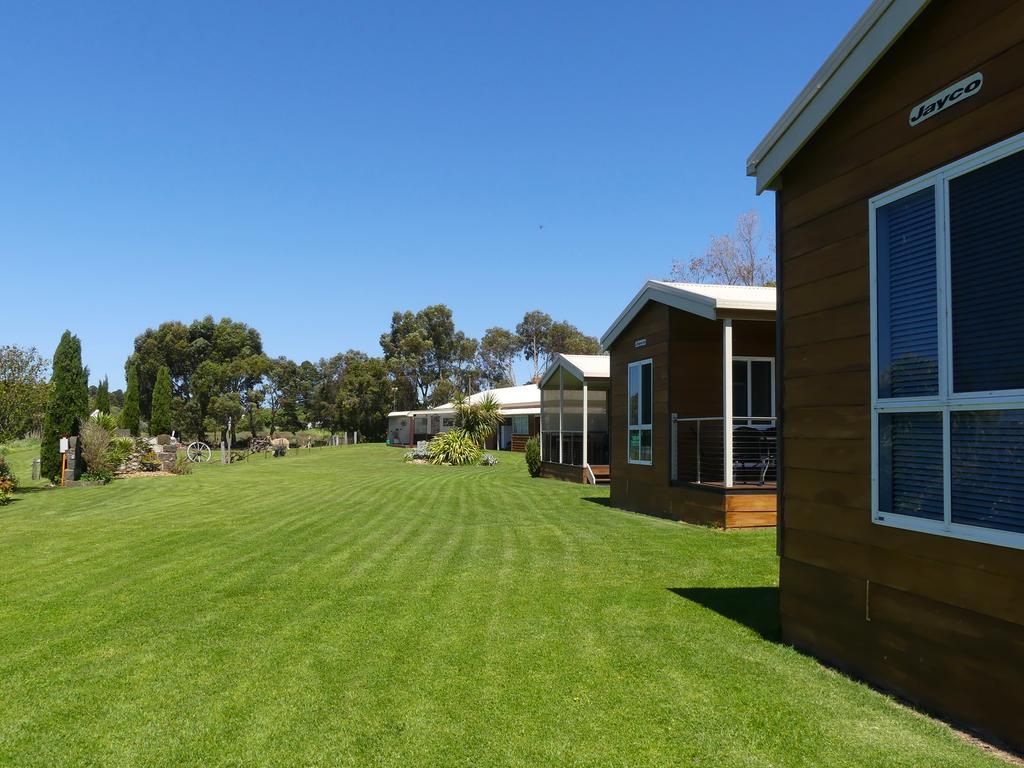 Pelican Waters Holiday Park Port Fairy Exteriör bild