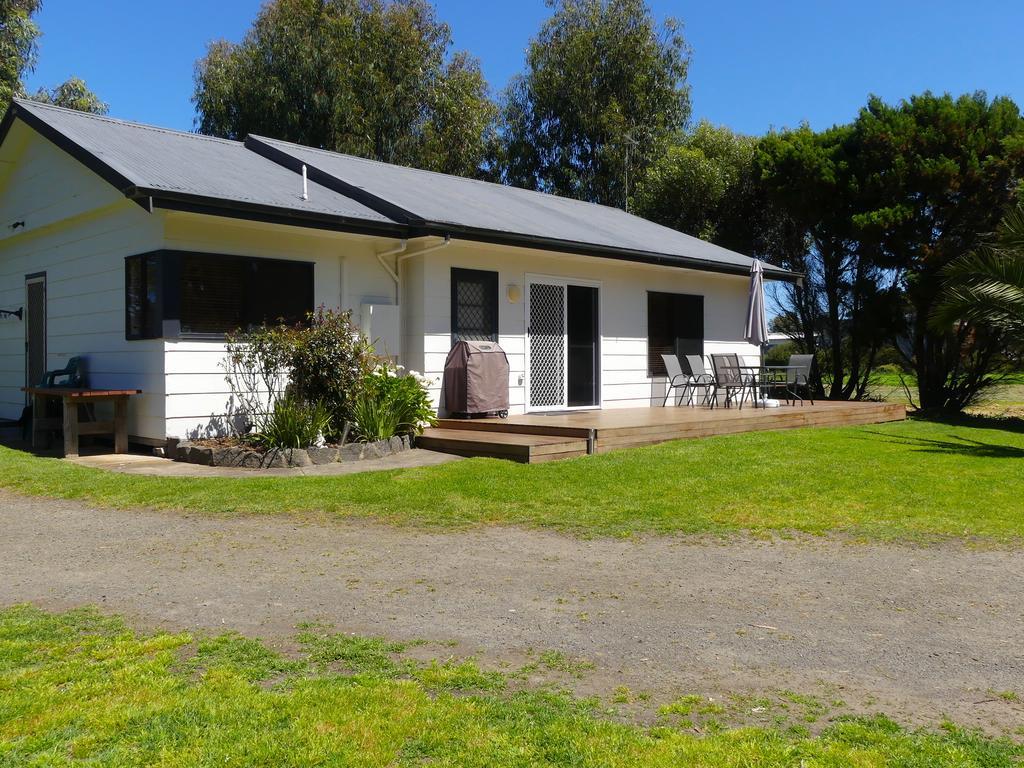 Pelican Waters Holiday Park Port Fairy Exteriör bild